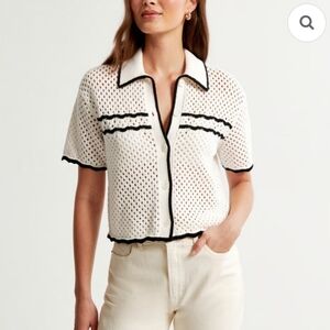 Abercrombie & Fitch White and Black Button Down Shirt